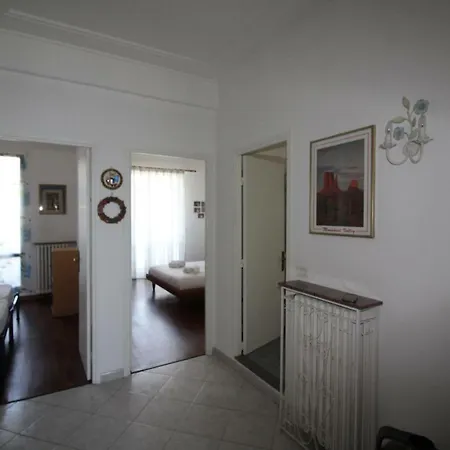 Apartment - Electra Vue Mer Balcon Dernier Etage *